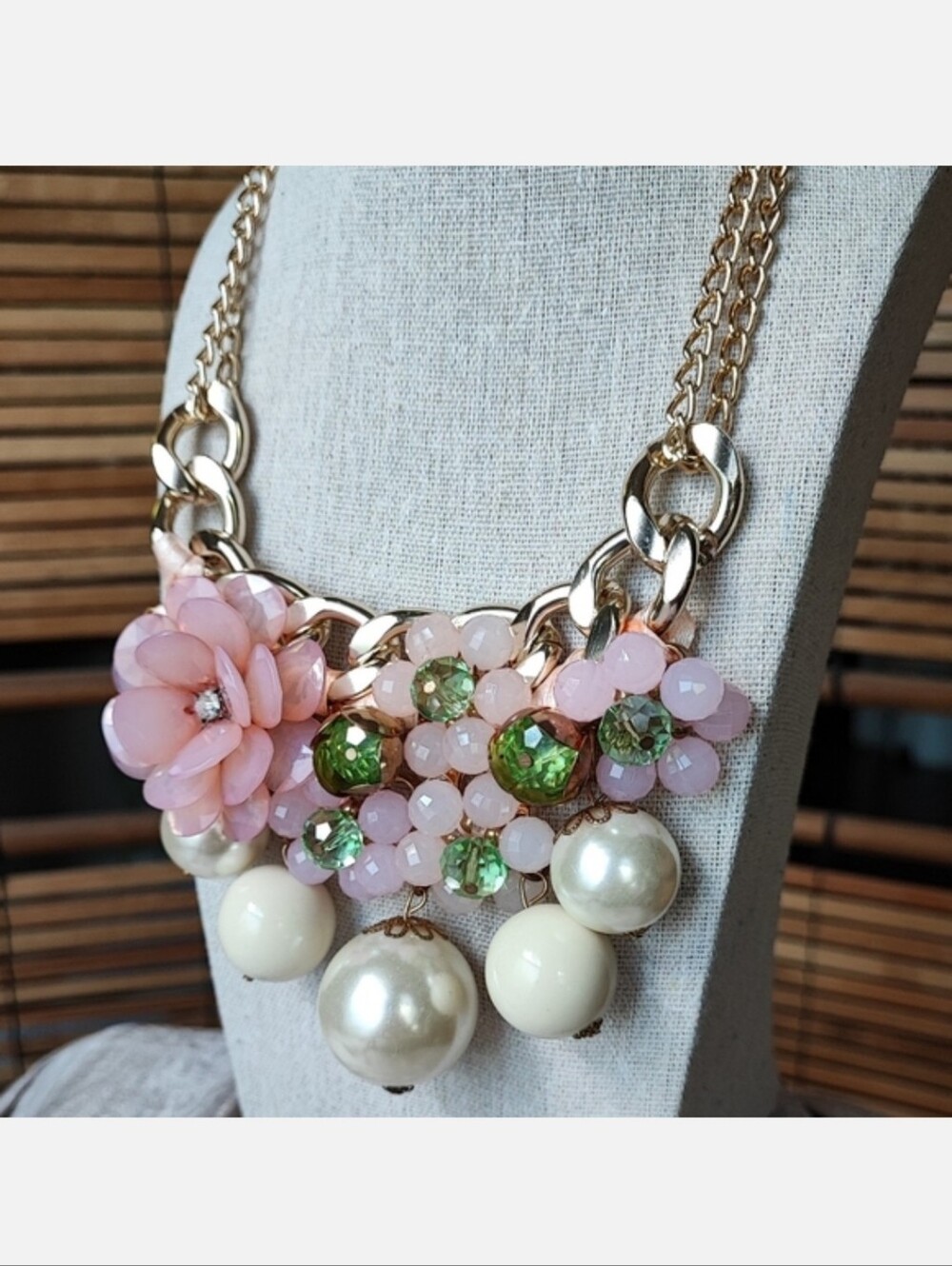 Pink Acrylic and Glass Peridot Faux Pearls Statement Necklace Gold Tone NWOT
